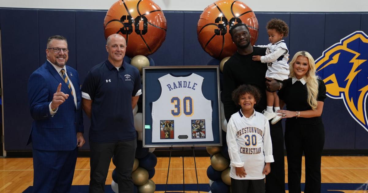 Julius Randle family
